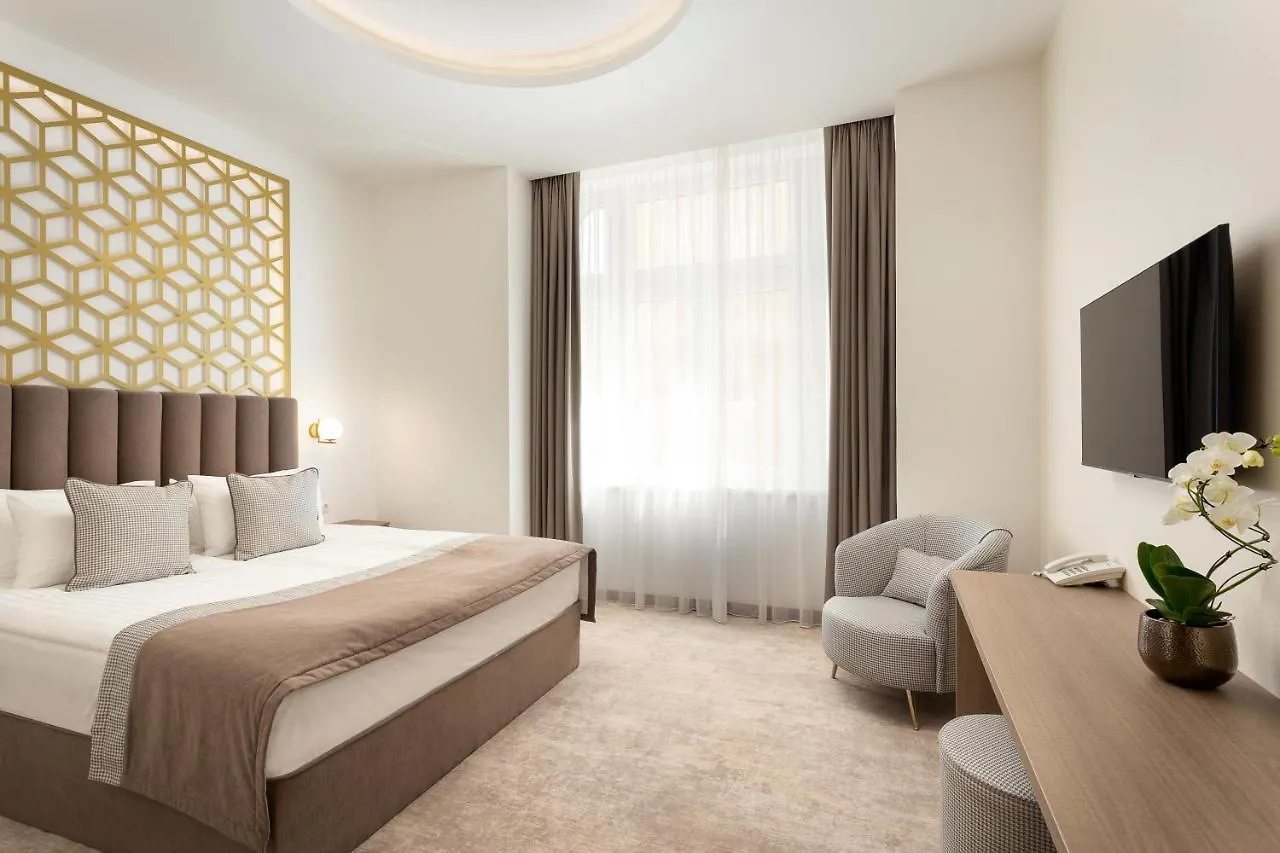 Mera Hotel Budapest 4*,  Ungern